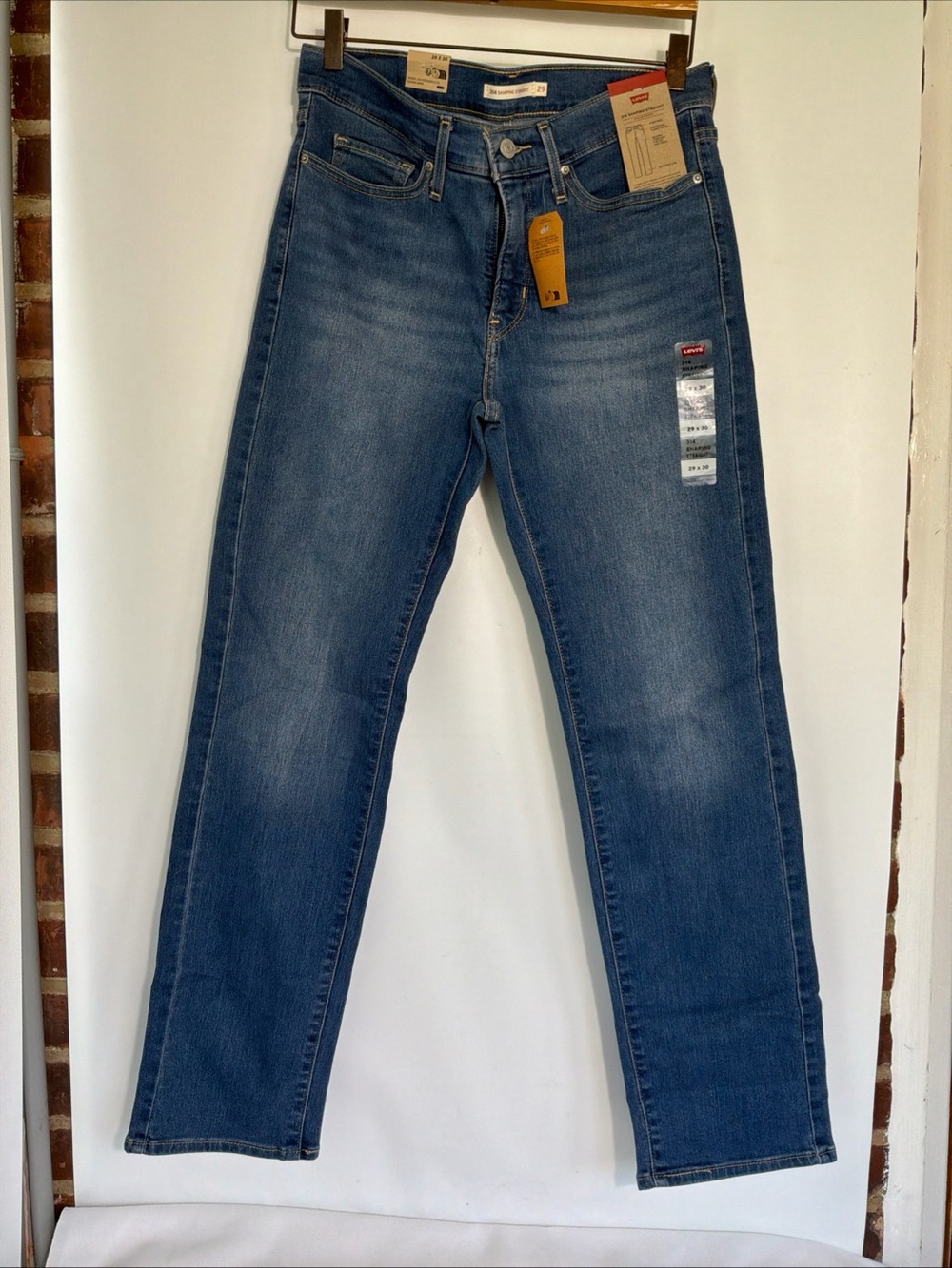 Levi's Women 314 Shaping Straight Mid Rise Zip Fly Stretch Jeans 29x30 Blue NWT